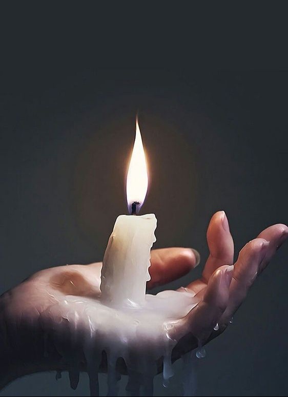 la verità bruciava lenta in questo inferno by&nbsp;LaPoetessaRossa