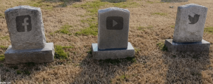 Social RIP by Altiero&nbsp;Righetti