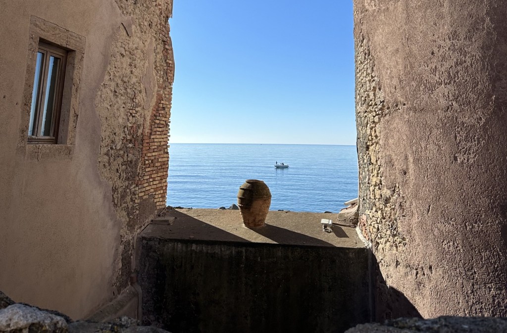 Elisabetta Rosetti – I fiori di Mirella [ Il Castello di Santa Severa&nbsp;]