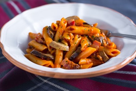 Cinque modi per scrivere e cucinare la pasta —04 by j re&nbsp;crivello