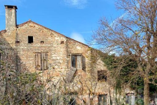 Marco Crestani – Tracce di un paesaggio&nbsp;ferito