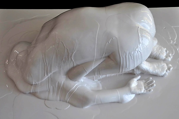 Anna Lombardo – L’umanità schiacciata la si può cogliere / Crushed humanity can be&nbsp;grasped