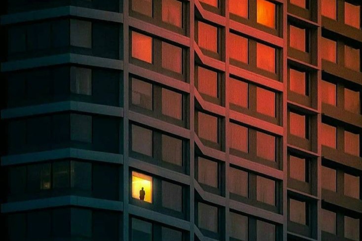 Nadine S. – Quel rosso di mezza&nbsp;sera